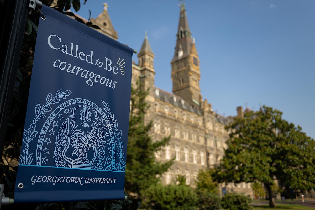 Georgetown branded banner that says "Called to Be Courageous." 